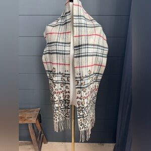 Cashmink NWT Leopard Print Tan Black Shawl Scarf 10x64 New Cozy Warm